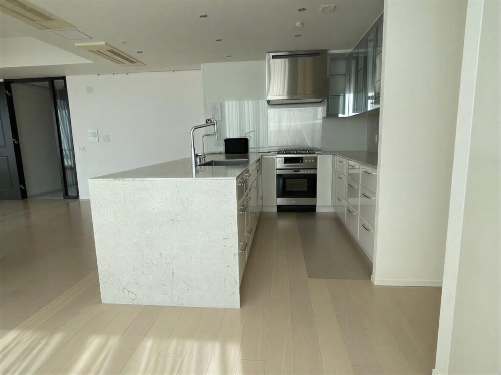 a3XYk8MrzeyKIM5FoxFoF_WnlMScoc-1