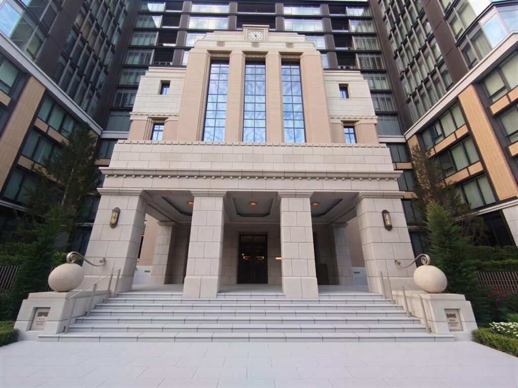 g6zgmzn7bUhgjMl_JEBT1_pl9TwBw9-1