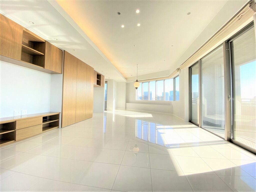 iOU03x1-NNjgsVgzVjjjF_twZ7BGT4-1