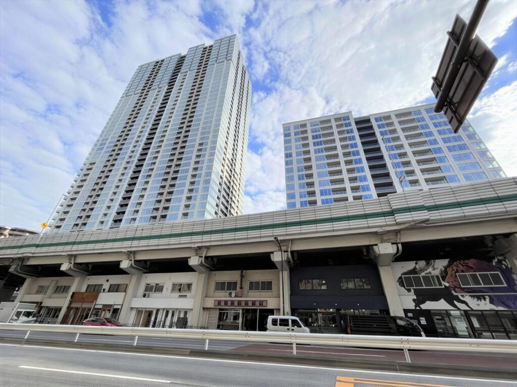 tujHNPo-5ThurdDI53lI-1