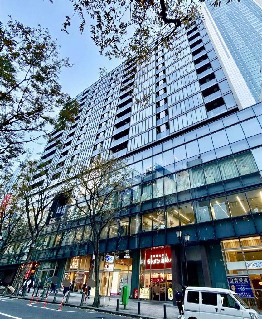 1_rMENB7CTCFBZ6fkLAXl_d6oitjNM