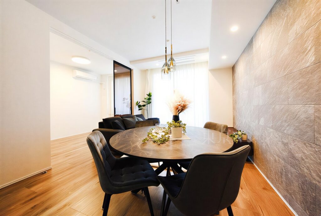 5a03ec9Kb5Qz-3BHLW-CV_EMHCskV6