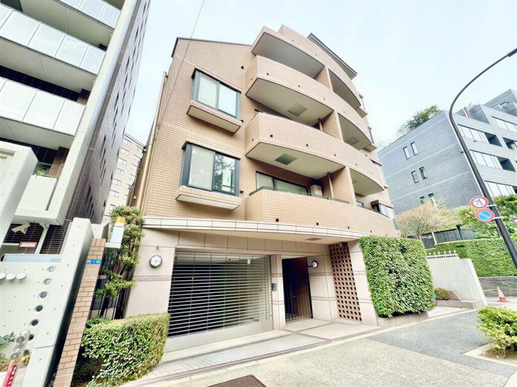 6mNcl-lWxx9RYPsjfsd4_D7dCRG3W-1