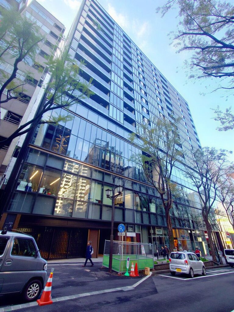 91AupTeppZ-WYZyviq3zD_EEFCp5kp