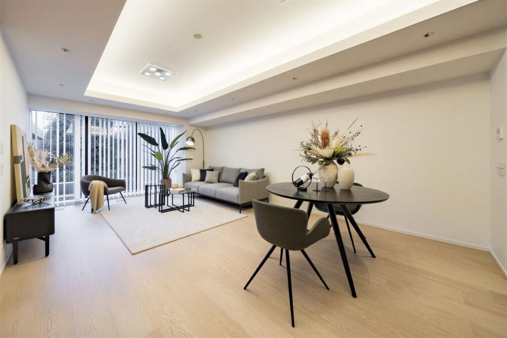 DmfeQThF4lx9Ybbg-8qq6_8mRW4A3m