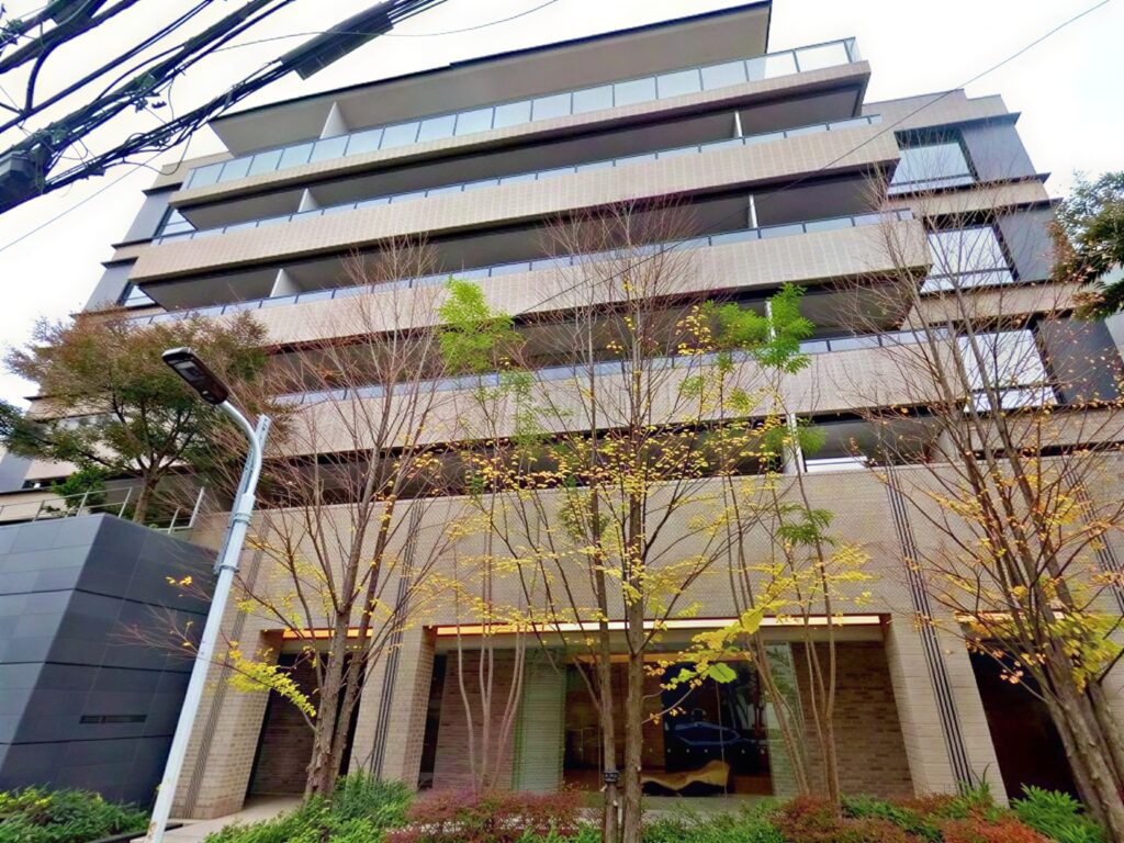 G1MIs7TL_aM-B7M_1Q_Xl_kIUPydE1