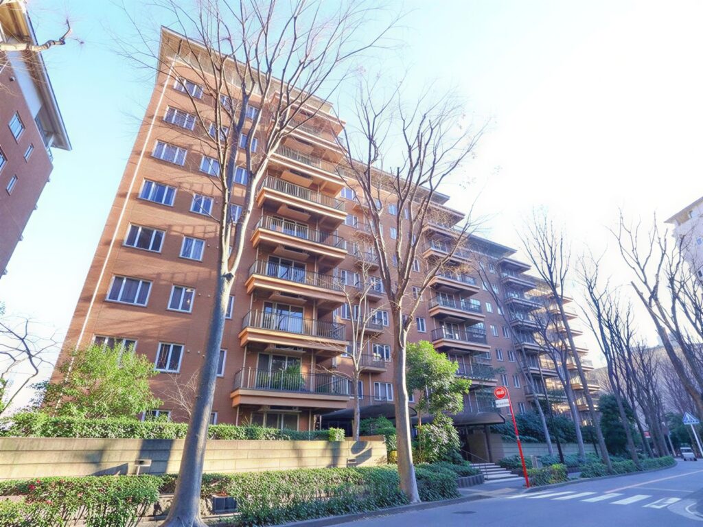 QpqqddsWc8vBvPFwlt8iB_dTDkLfFX-1