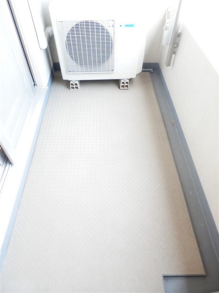 SaoTSdCuiRr96CY1f6lqG_5WnDYiY9-1