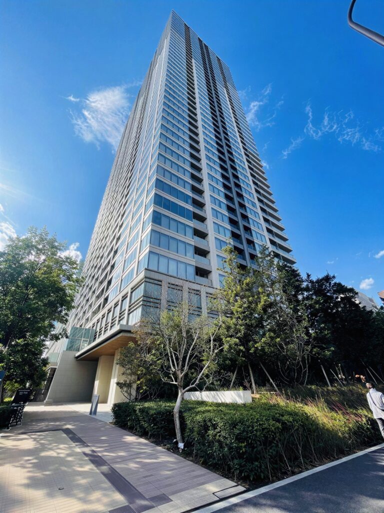 YXeFLC5BXPGihIcxdarsi_43gLM1hB-1