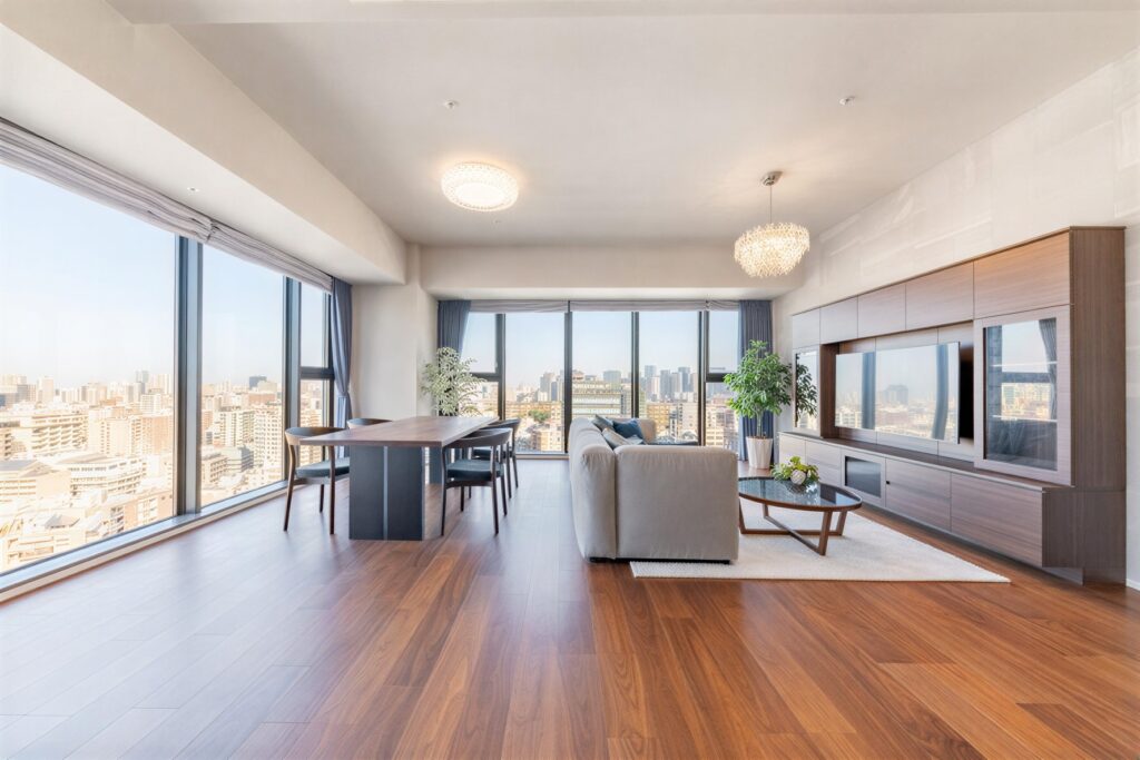 e47JPEHVz1NhZAAocPgWF_INUvxpJ6