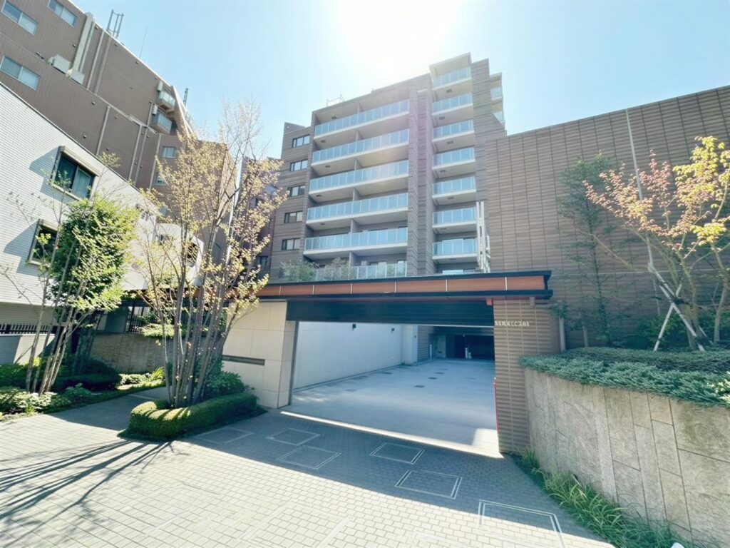 k3uRFSPhIqiDRBpDbxDHt_J2Zq70Uz