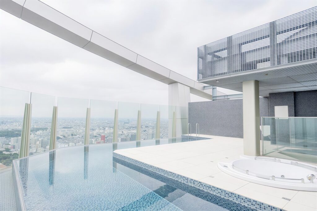 nr8AtJfnJT88TK2b4E7F4_zA0iufCR