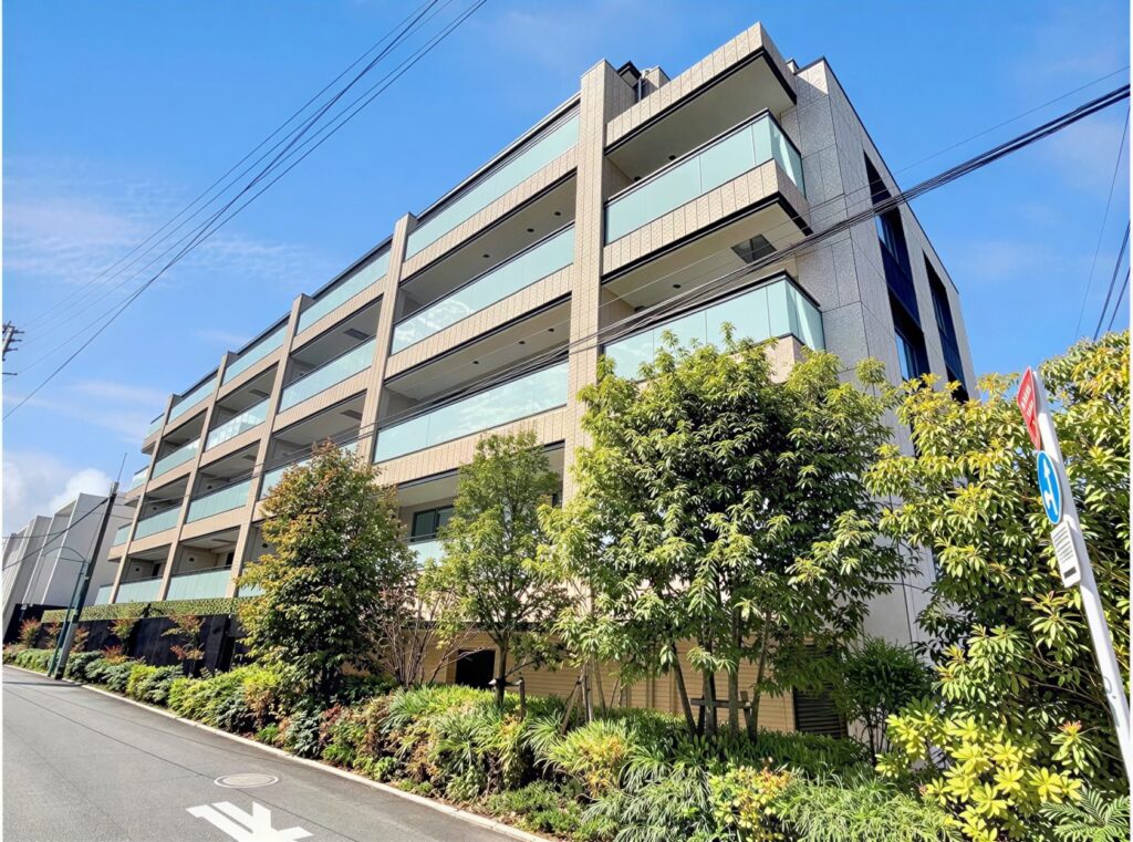 oG04Bit2dznFm4HNP5SMB_5vJviVMR