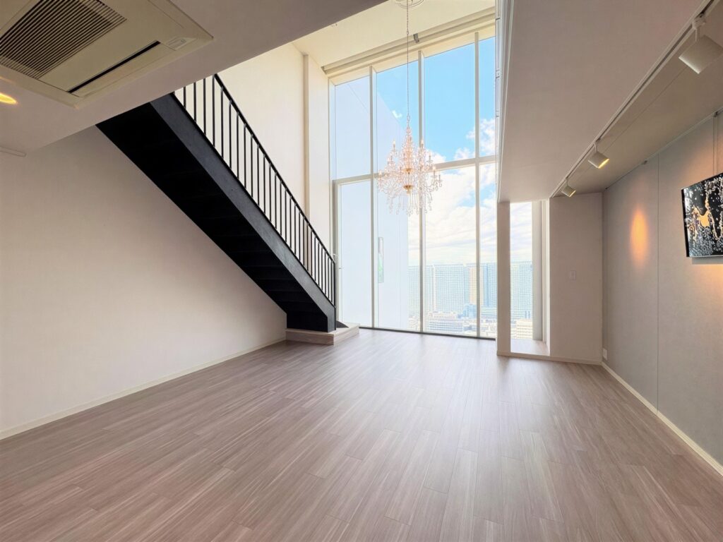 ya-3Syxyh8XM23mEyrLz6_WTONH0Tq