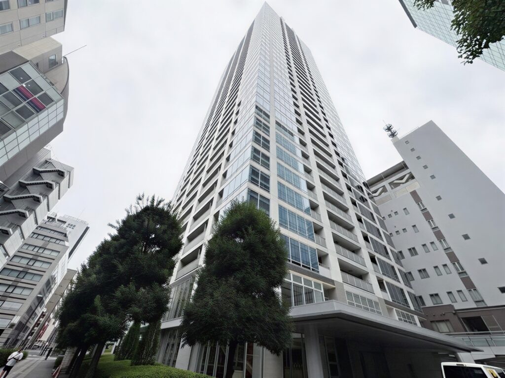 8sSsC1mgny_NVxilRydvk_WEoikRBA-1