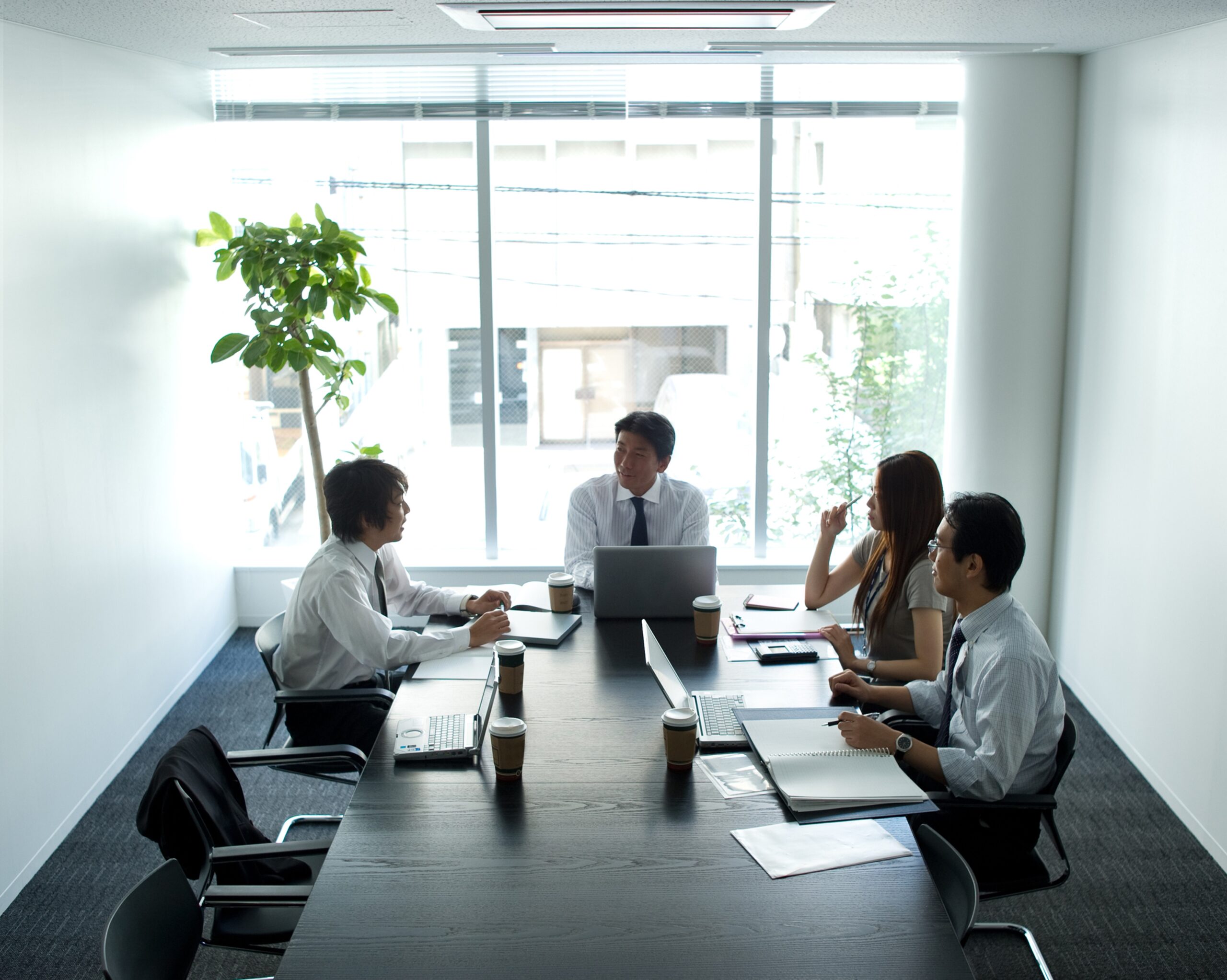 日本不動産への外国人投資動向2026年：2.4兆円の資金流入が東京市場を動かす構造