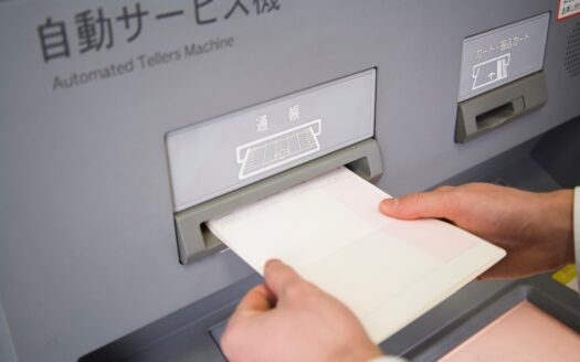Japan Credit Card Guide 2026: Loans, Bank Regulation, and Credit Scores for Foreigners