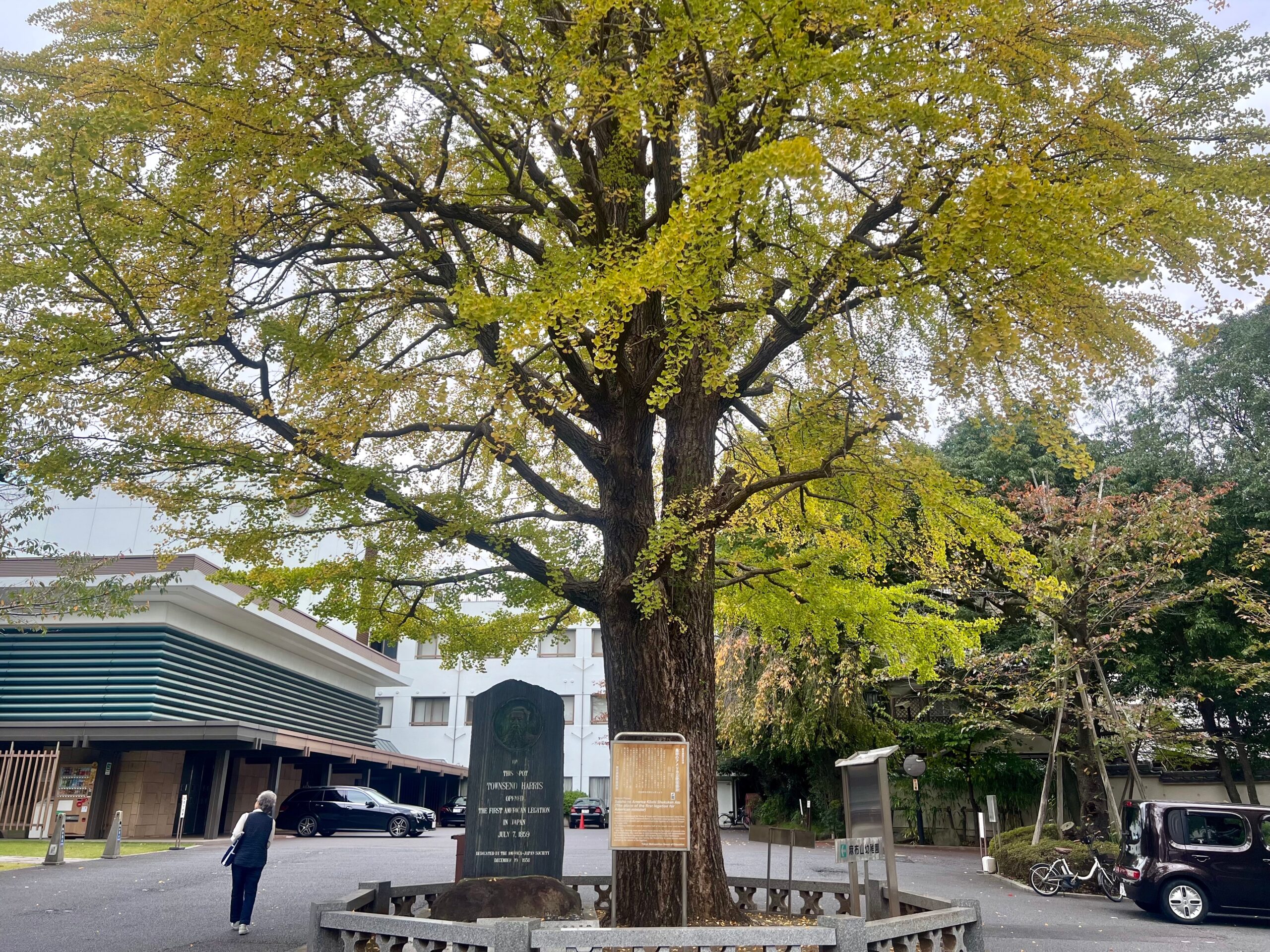 Living in Tokyo as an Expat: Neighborhoods, Costs, Taxes, and Relocation in 2026