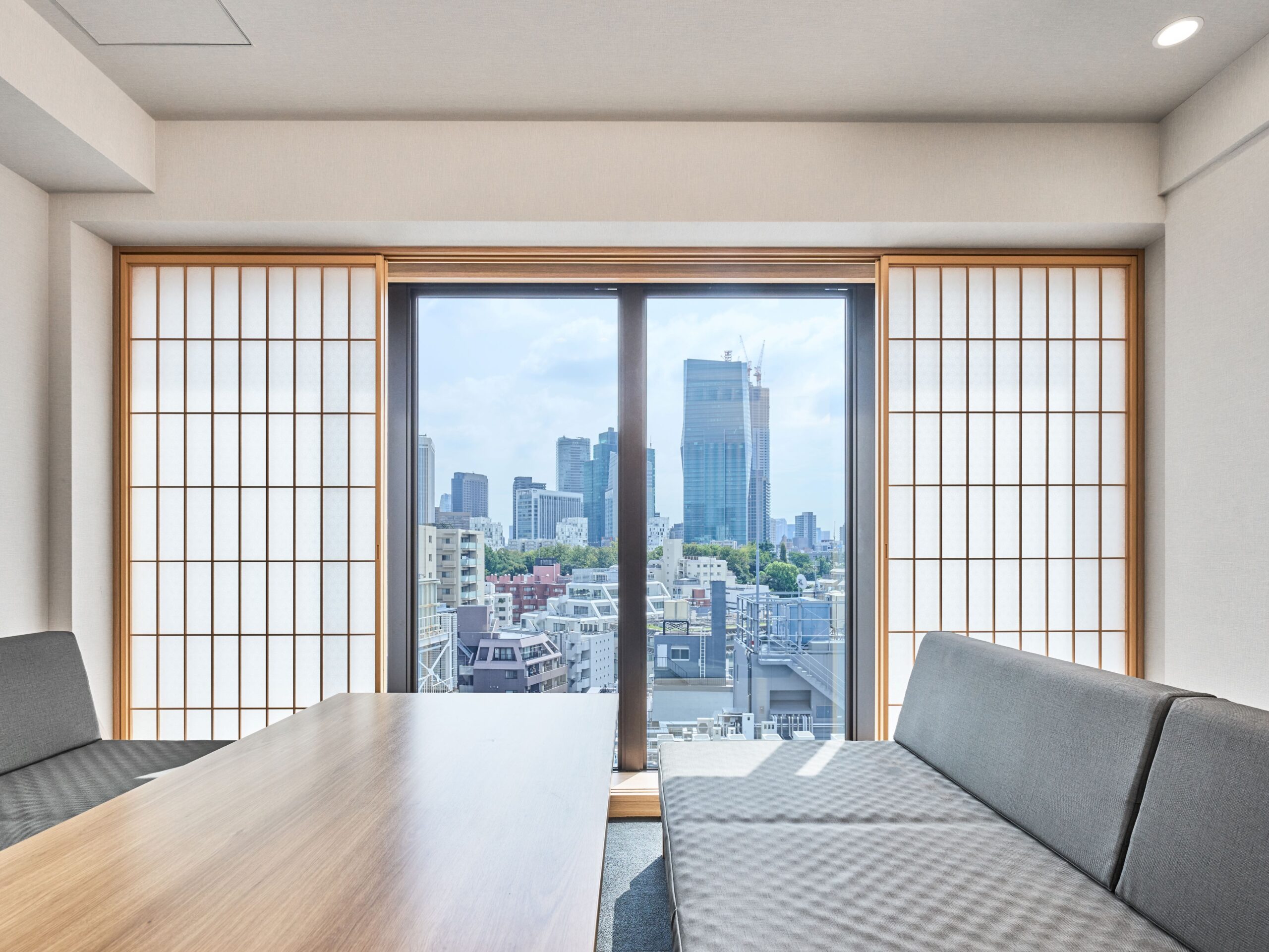 Luxury Serviced Apartments Tokyo: Pricing, Submarkets, and What to Know in 2026