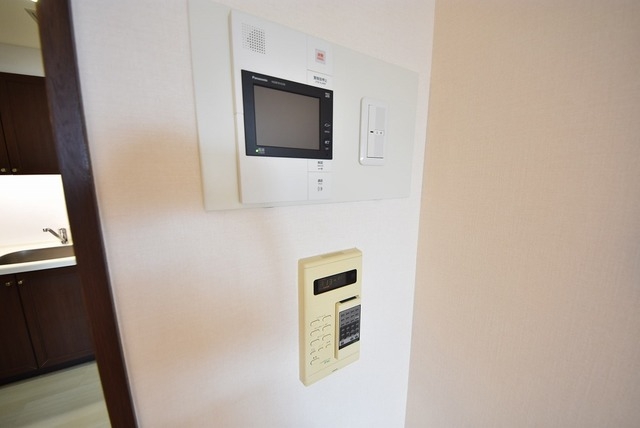 eh-837c5cd5410e0782-1
