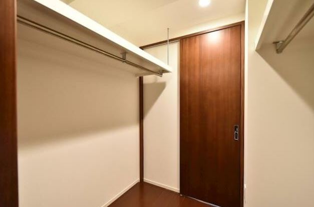 eh-a02a6634e947ae29-1