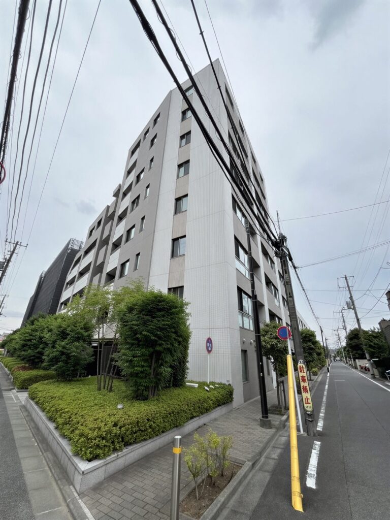 eh-ba6dcccd121a6090-1