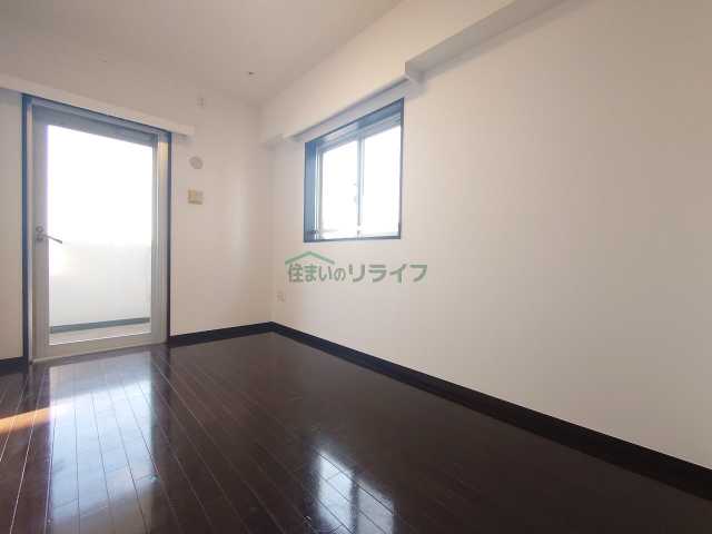 eh-d1ea71fa15621397-1
