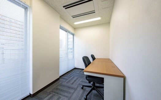 Why the Dual-Licensed Professional Commands ¥15 Million for Tokyo Property Closings